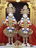 Parabrahma Bhagwan Shri Swaminarayan and Aksharbrahma Shri Gunatitanand Swami